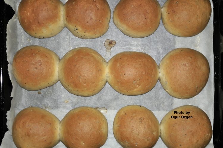baking soft buns at home