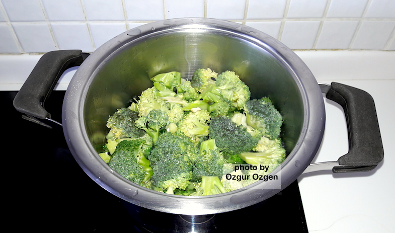 broccoli in the pan